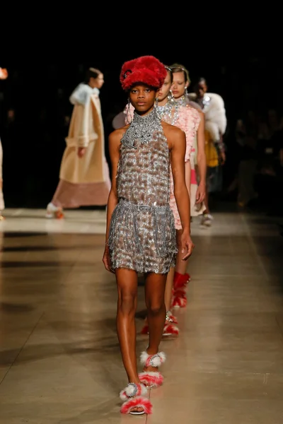 Look 53